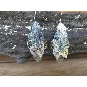 Light weight leaf earrings in .925 silver